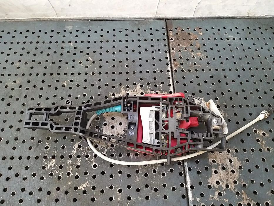 Suport maner usa dreapta fata bmw seria 3 f30 51217821640