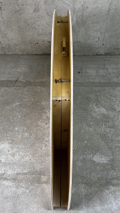 Дөңгелек жиналмалы жер стол