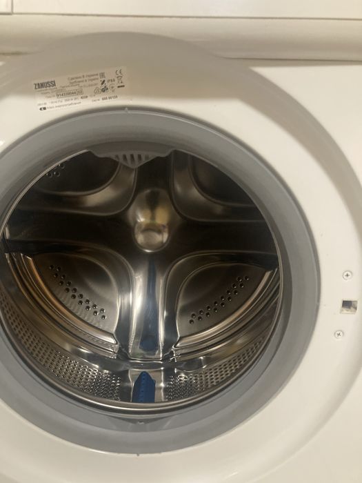 стиральная машина Зануси