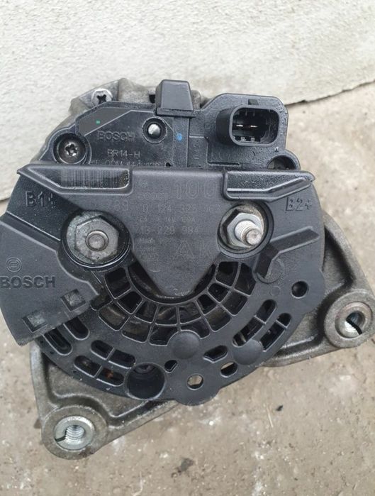 Alternator Opel astra h 1.6 16v z16xer