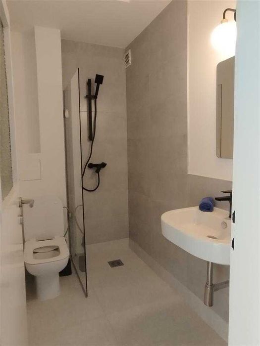 Дава се под наем Тристаен апартамент в Пловдив, Кючук Париж - 81 кв.м за 367.2 € - Снимка #5