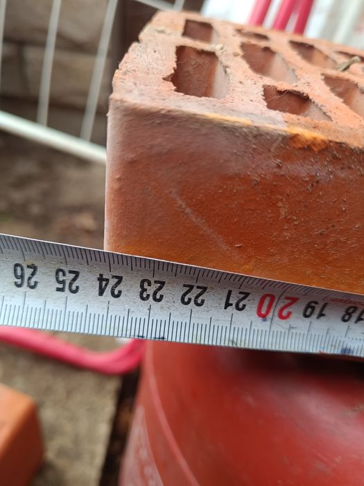 Тухли Единични и Коминни тела