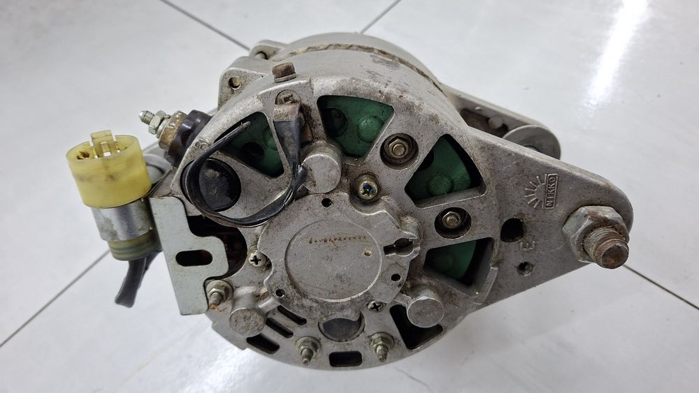 Исузи 10 тонналик FVR33P,FVR33G Генератор.