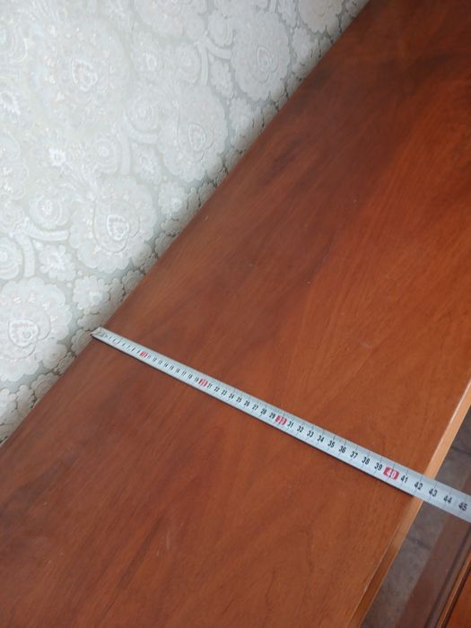 Сервант дерево лакированный качество