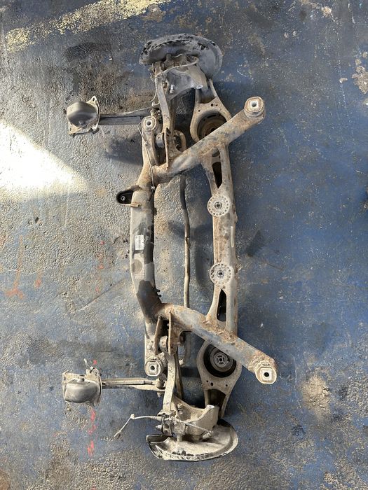 Punte spate  4x4 vw tiguan 5n passat cc b7