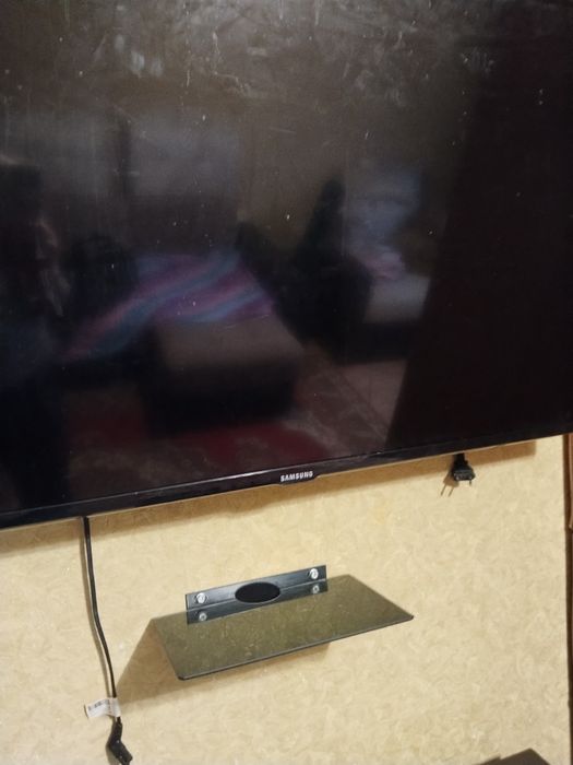 Продам телевизор 20000