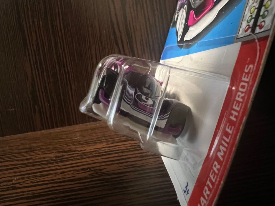 Hot wheels Celero GT Super Treasure Hunt STH + protector