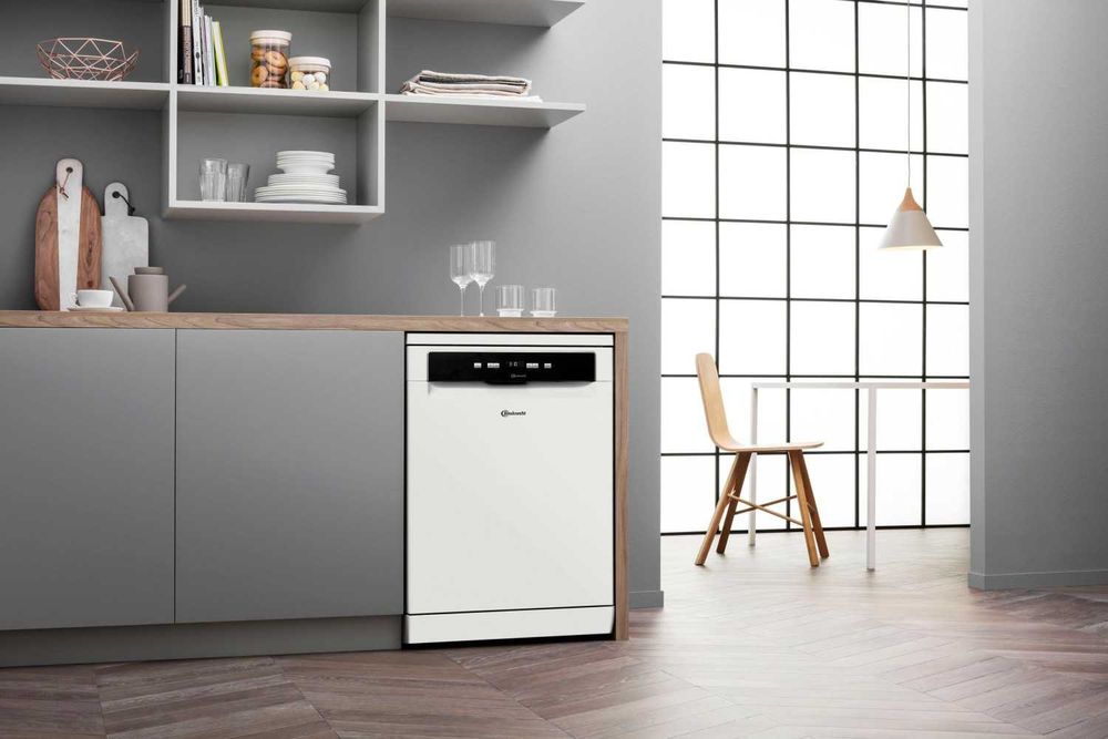 Съдомиялна свободностояща BAUKNECHT OBFC ECOSTAR 5320 60см.