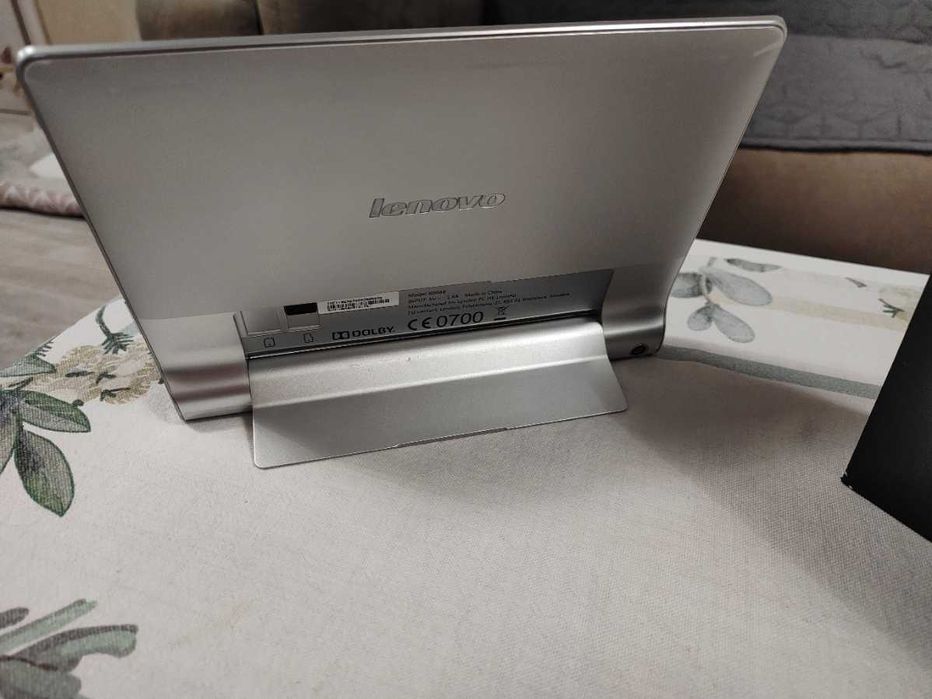 Lenovo Yoga Tablet 8