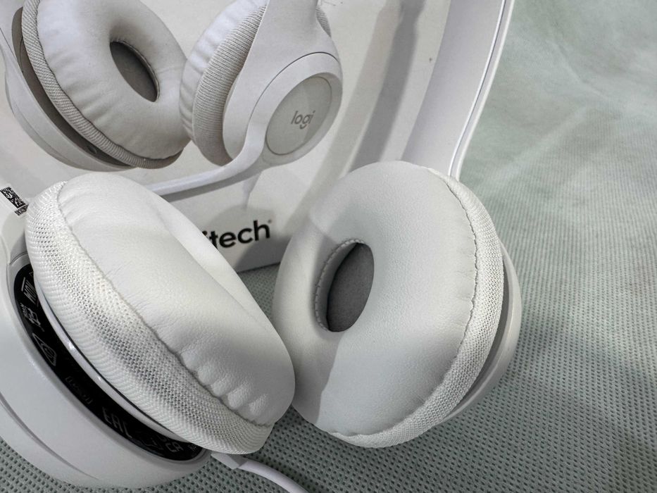 Слушалки - Logitech H390