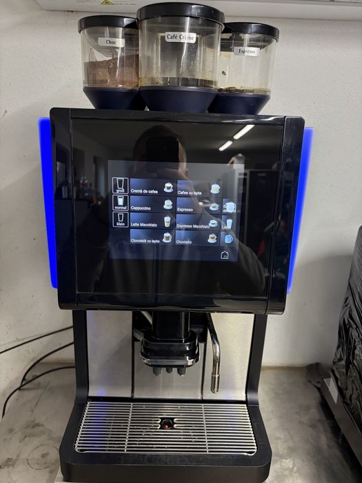 WMF 1500S ,Easy Milk,2xrasnite,1 instant si statie lapte fresh