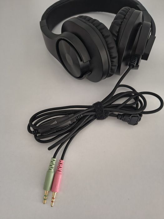 Căști Hama Over-Ear cu microfon - noi

33,00 RON