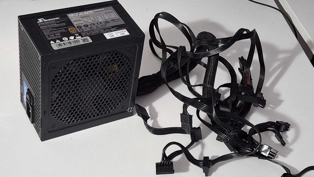 Sursa Seasonic S12 II 620W - paperclip tested