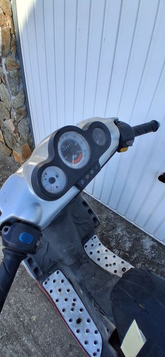 Vând Scuter Peugeot NGK