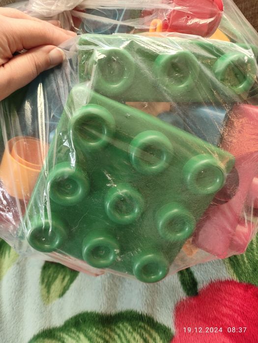 Конструктор крупный