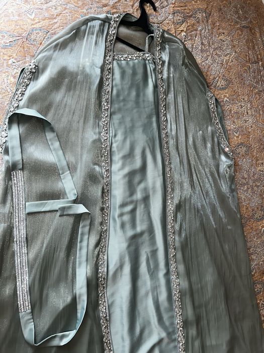 вечернее/выпускное платье из дубая