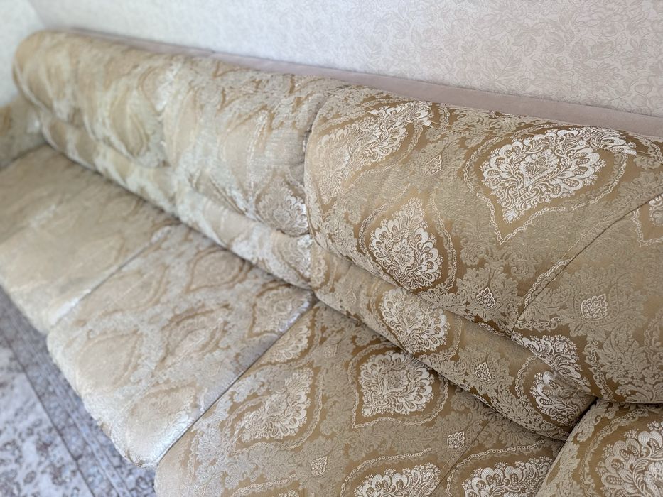 Продам диван в отличном состоянии