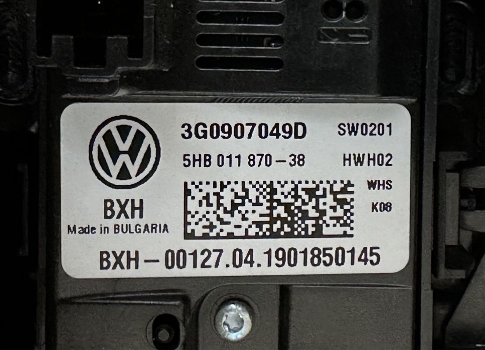Consola / Climatronic spate VW Passat B8 / Arteon