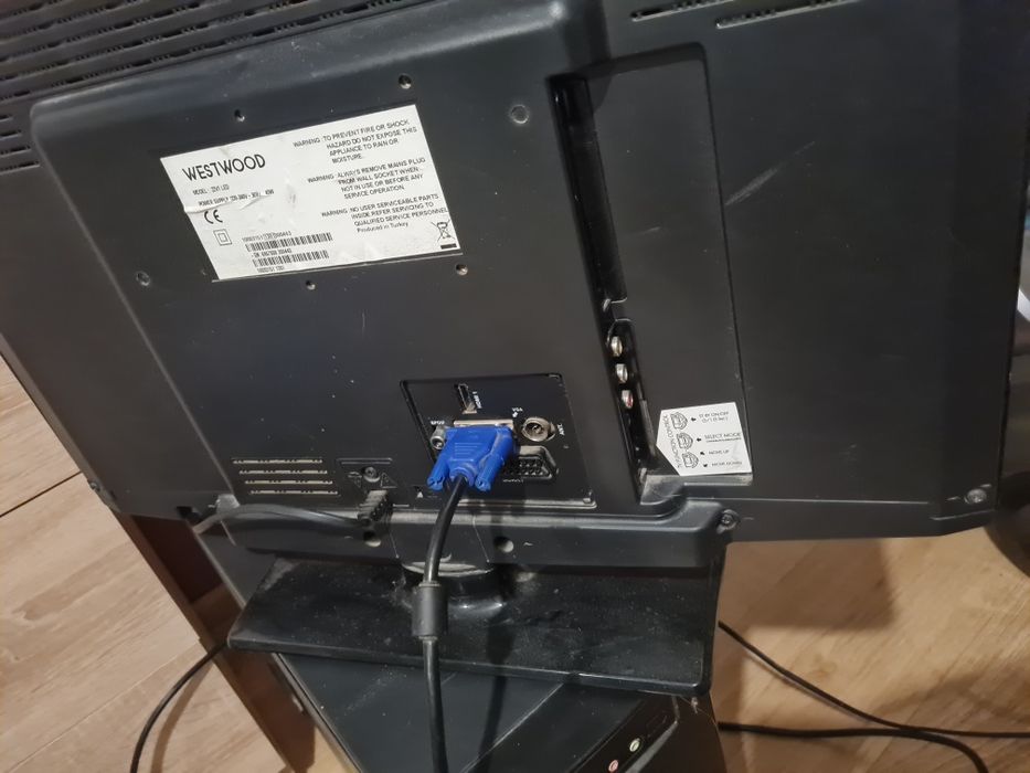 Vând calculator +tv monitor