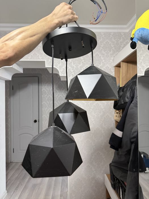 Продам люстру б/у за 10тыс