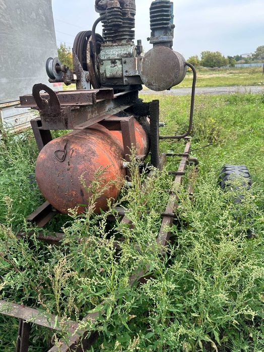 Емкость под квас , воду , молоко