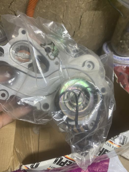 Продам запчасти для Фольксваген поло