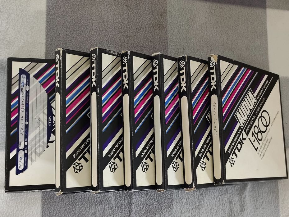 Lot cutii benzi 18"si 26"originale TDK,Sony,Akai