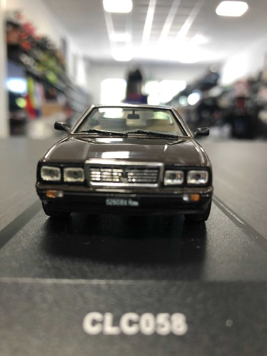 Колекционерски модел метална количка VITTESE MASERATI BITURBO 1:43нова