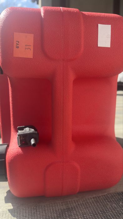 Резервоар за извънбордов двигател ямаха.