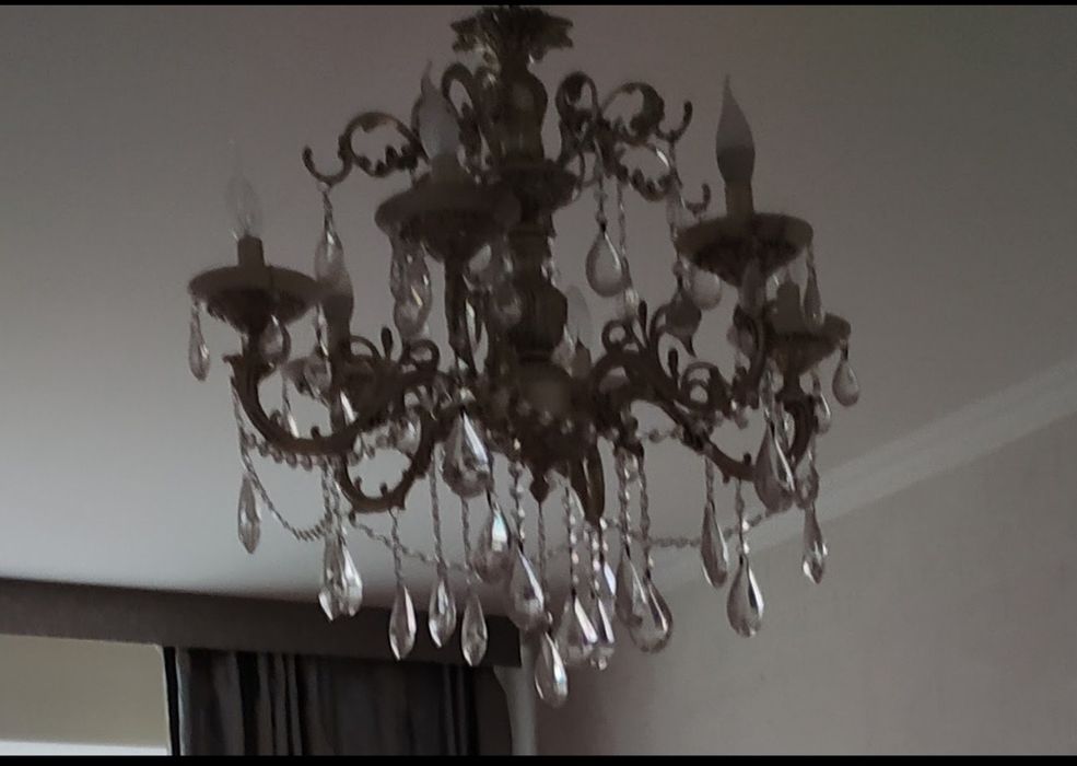 Продам люстра хрустальная