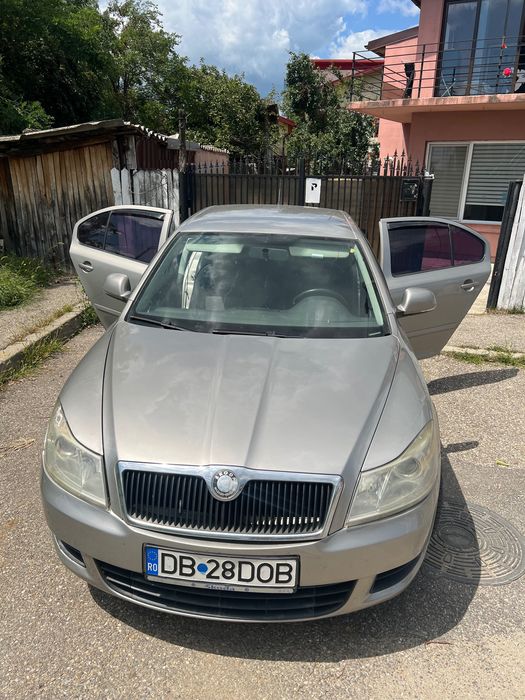 Vând Skoda Octavia