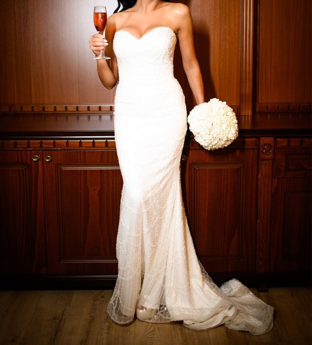 Vand rochie mireasa model 2024