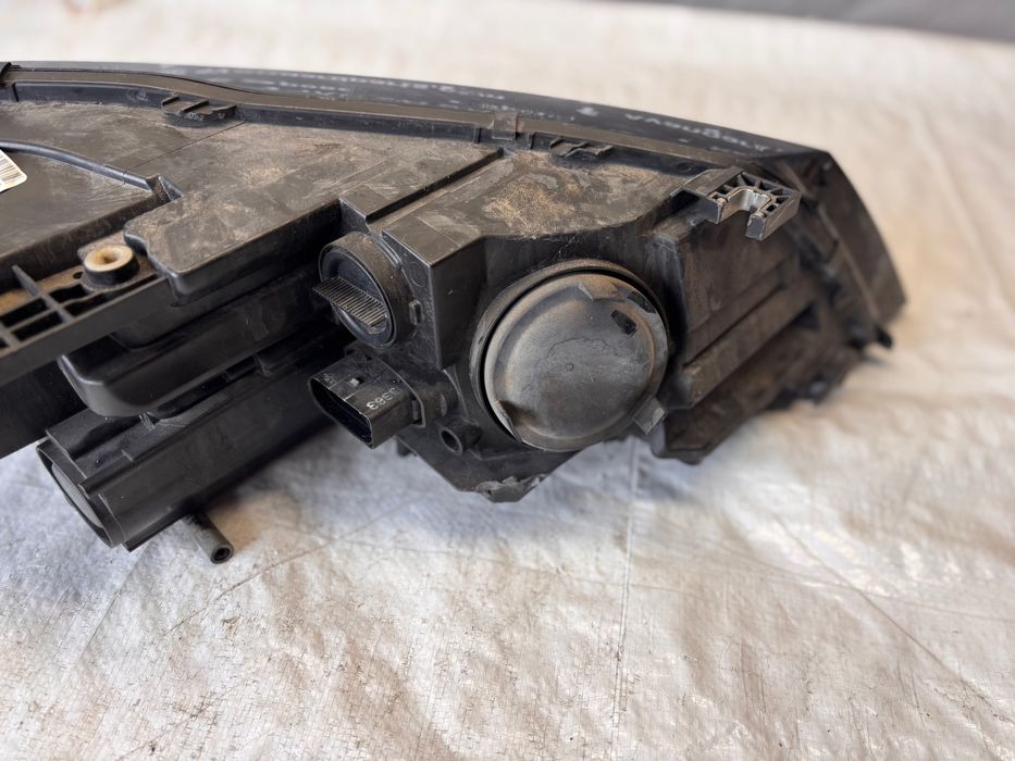 Ляв фар Audi A7 4G / LED