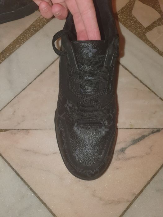 louis vuitton adidasi negri