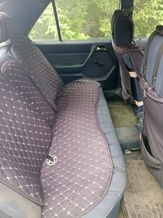 Продам автомобиль мерседес бенс 124