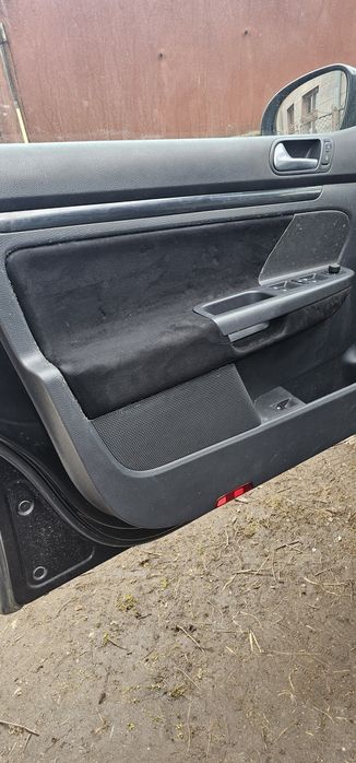 Retapitare Plafoane  Auto Tapiterie Auto