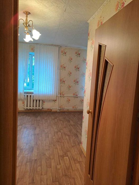 продает двухкомнатная квартира