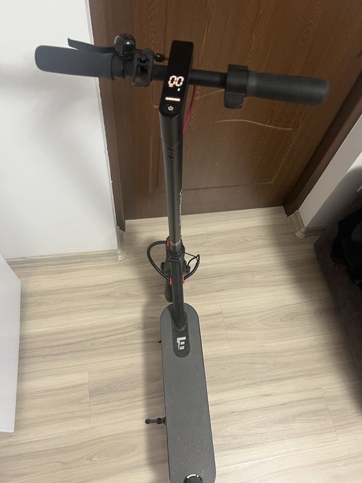 Trotineta electrica E-WHEELS