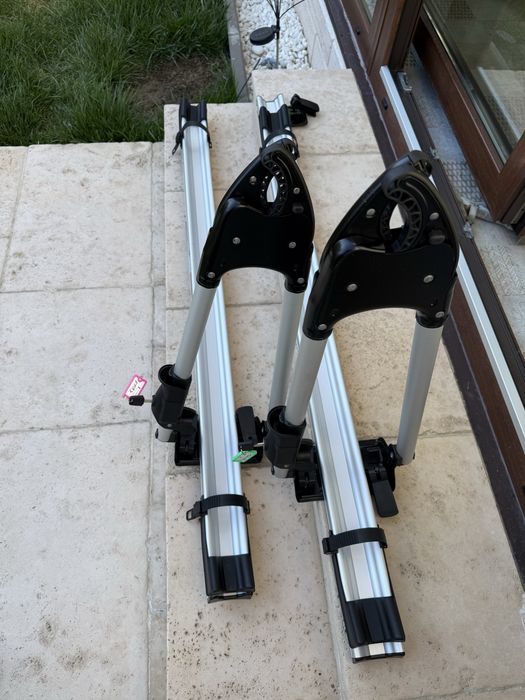 Suporiti biciclete Thule