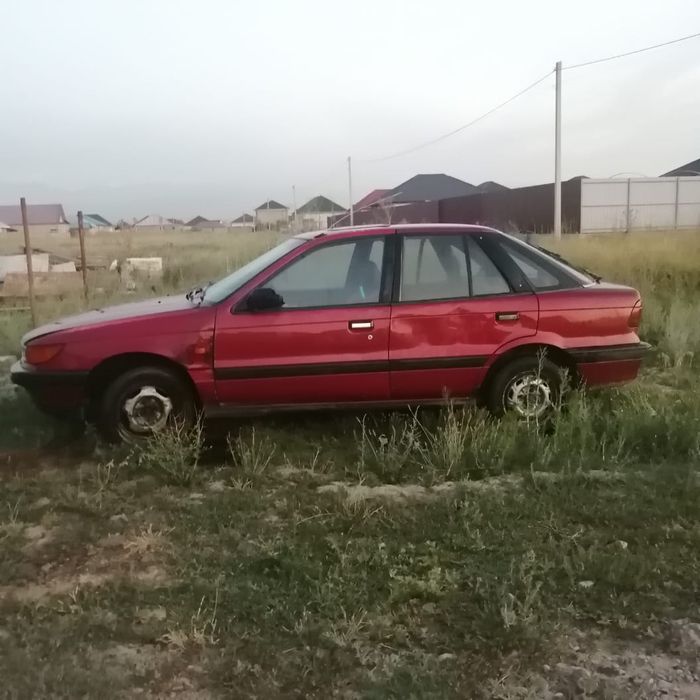 Митсубиси лансер