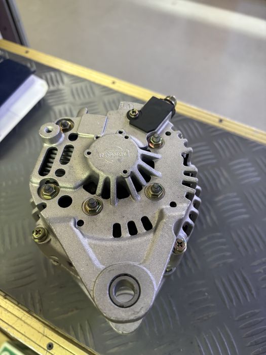 Генератор nissan serena + primera