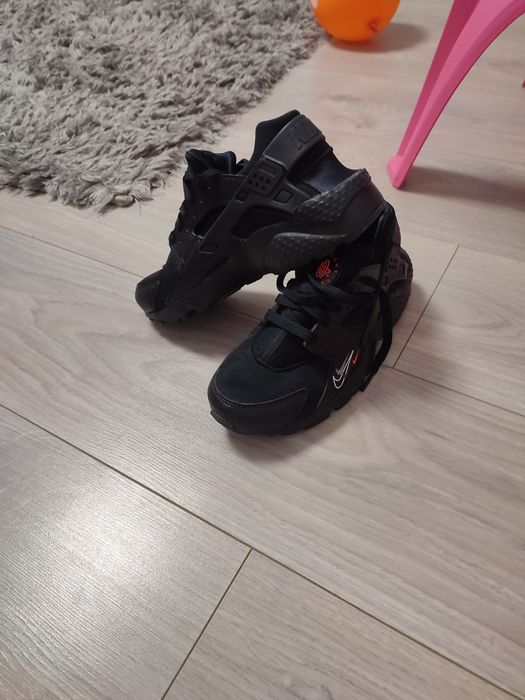 nike huarache marime  36