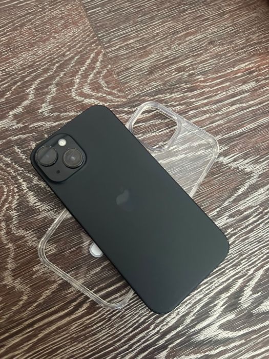 iPhone 15 Black.