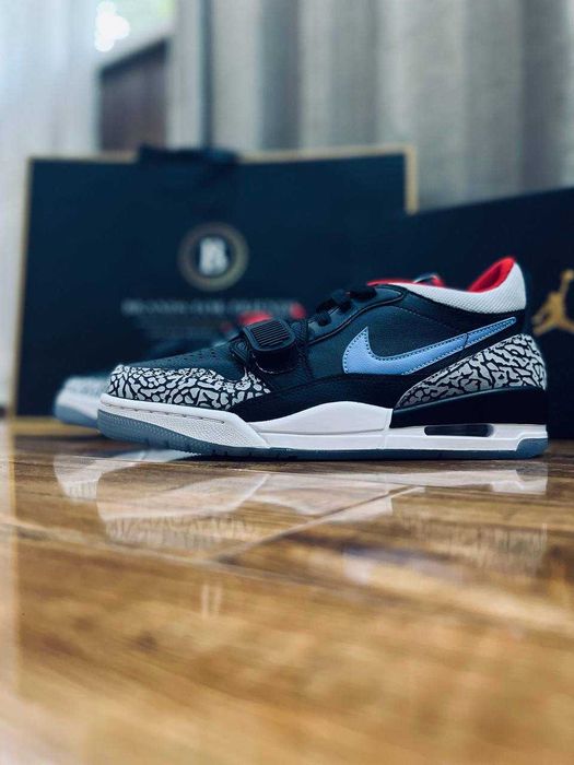 мужские кроссовки Air Jordan LEGACY 312 РАЗМЕР 43,44