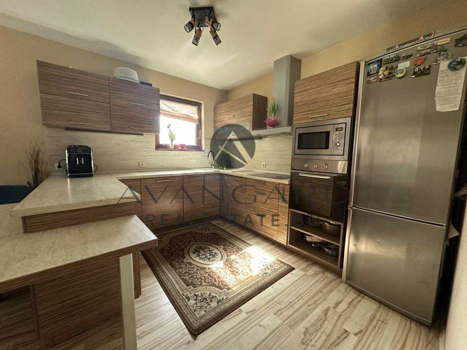 оф.21389 Луксозна Къща Коматево