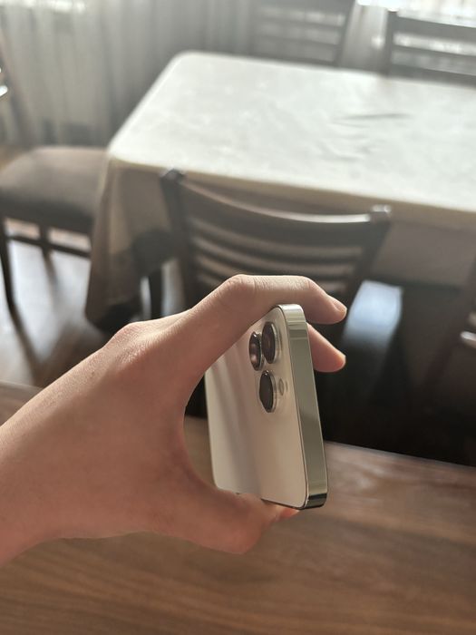 Iphone 13 pro в хорошем состояние