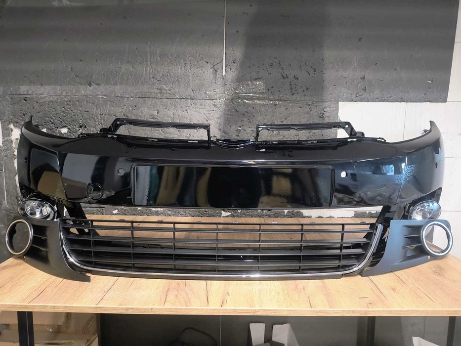 Bara fata, Grile, Proiectoare ceata VW GOLF 6 VI 2008-2012 cu gauri senzori parcare Negru VOPSITA