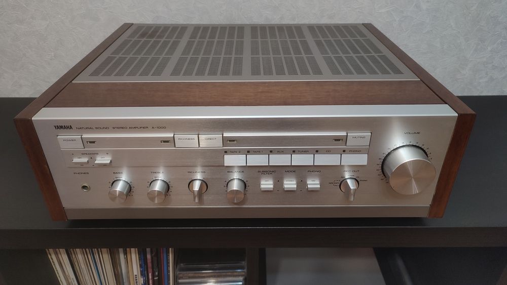 Продам усилитель Yamaha A-1000