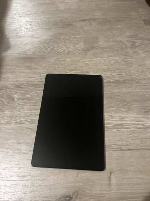 Таблет Lenovo TabM11