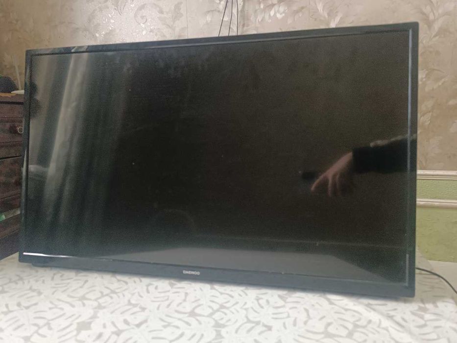 Telvizor daewoo sotiladi
